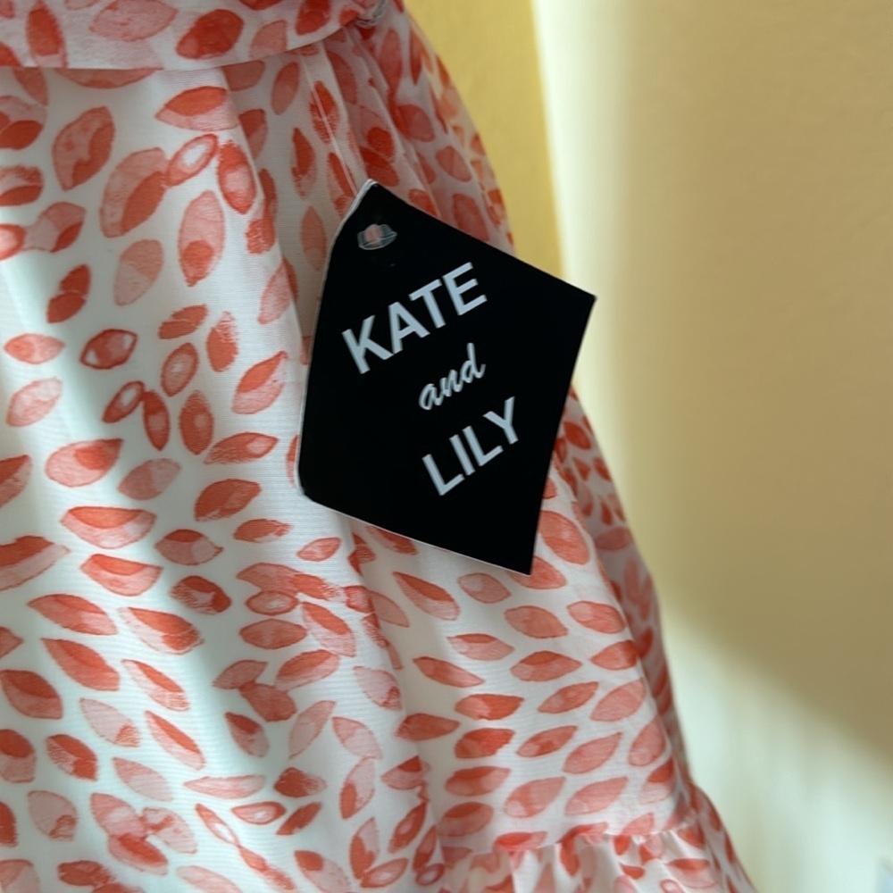 NWT Kate and Lily dress with 3 tiered hem red motif on cream Sz6 - Picture 5 of 9